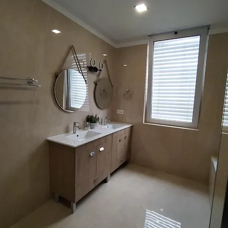 Próximo A Nova De Gaia Pensión *