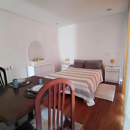 Próximo A Nova De Gaia Valadares (Vila Nova de Gaia, Porto)