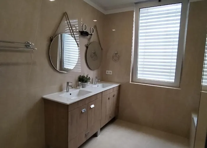 Proximo A Nova De Gaia ゲストハウス *