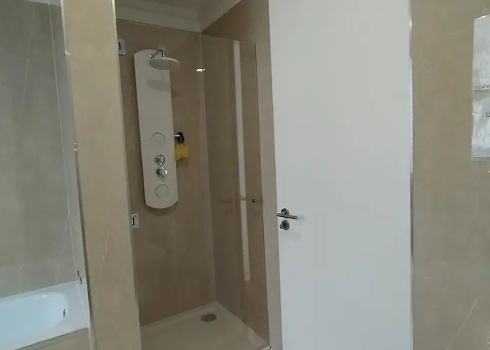 Proximo A Nova De Gaia Gasthof Valadares (Vila Nova de Gaia, Porto)